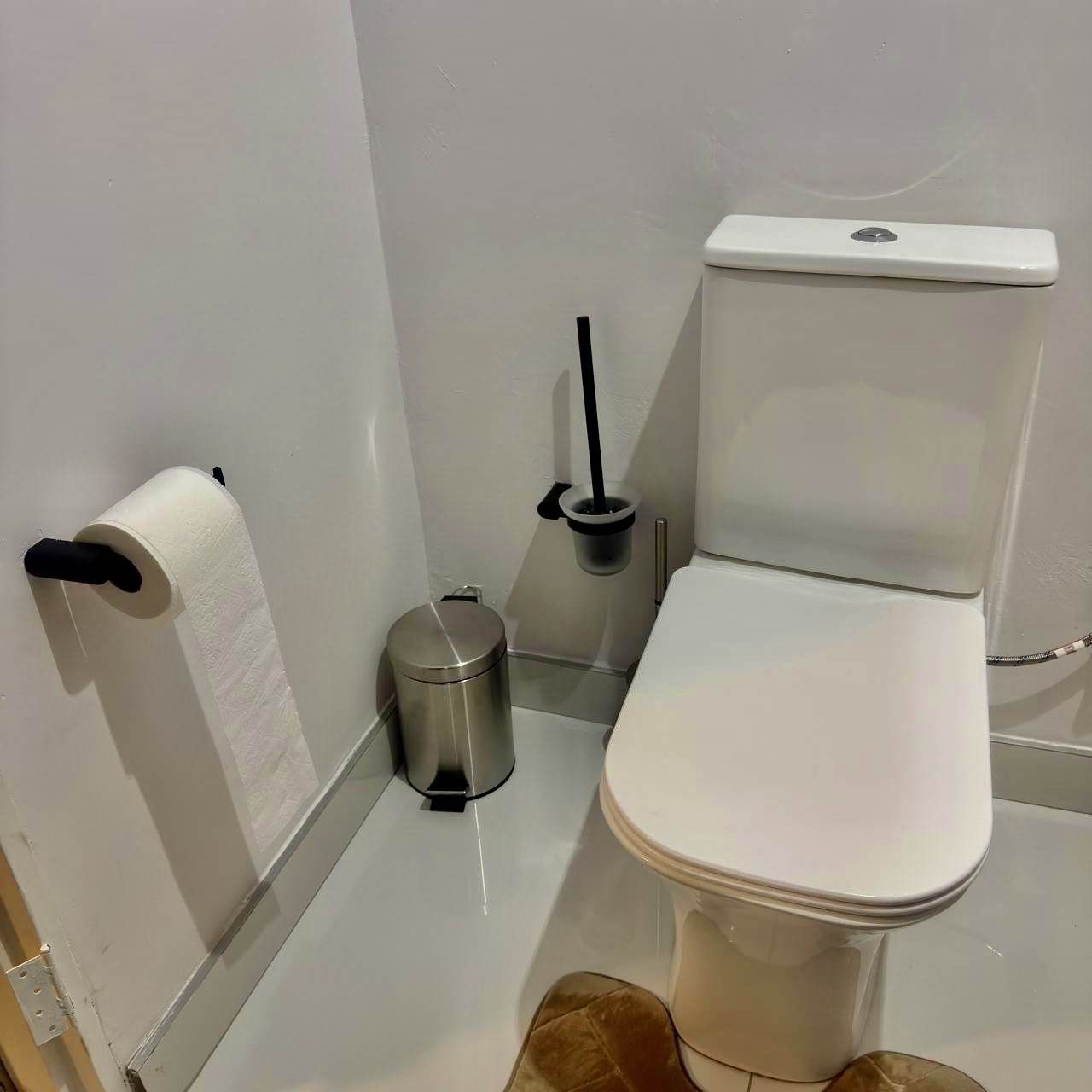 Upper Queen Grey ensuite toilet